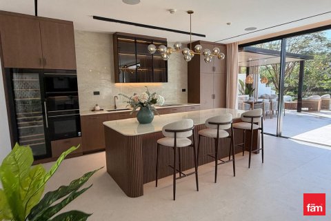 Dubai, BAE’de satılık villa 5 yatak odası, 735.1 m&sup2; No 695273 - fotoğraf 9