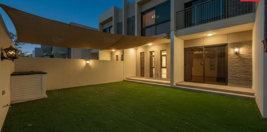 Βίλα σε Dubai, ΗΑΕ 3 υπνοδωμάτια, 174.8 τ.μ. Αρ. 695267