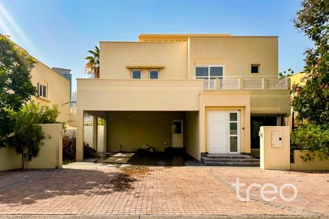 Vilă de închiriat în Meadows, Dubai, EAU 4 dormitoare, 320.24 mp.  №733479 - poză 20