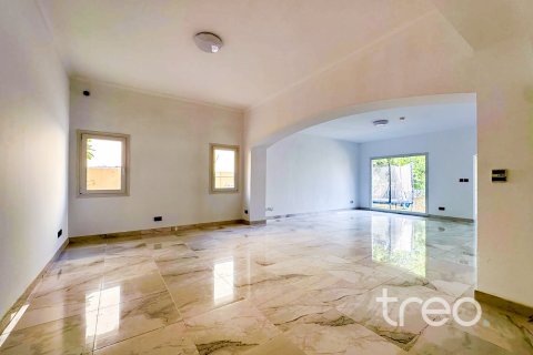 Vilă de închiriat în Meadows, Dubai, EAU 4 dormitoare, 320.24 mp.  №733479 - poză 4