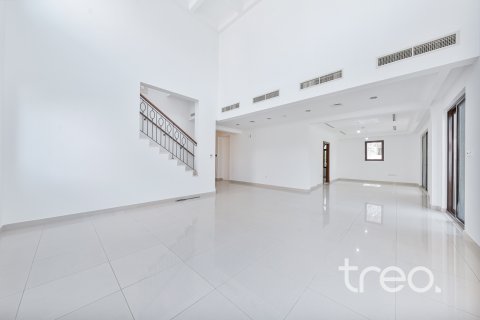 Villa zur Miete in Arabian Ranches 2, Dubai, VAE 4 Schlafzimmer, 640.01 m2 Nr. 733477 - Foto 2