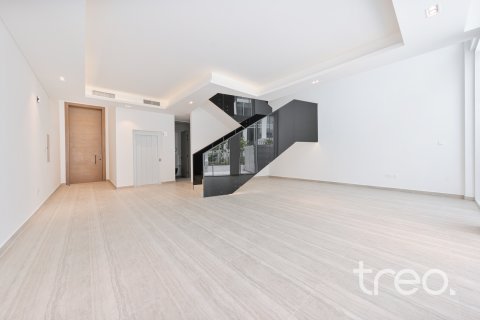 Maison de ville à louer à Al Barari, Dubai, EAU 4 chambres, 459.22 m2 № 733474 - photo 2