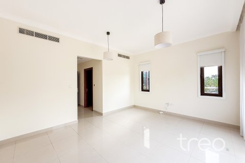 Vila v Arabian Ranches 2, Dubai, SAE 4 spálne, 607.96 m2 č. 733475 - Fotografia 16