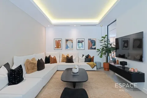 Villa in vendita a Meadows, Dubai, EAU 5 camere da letto, 390 mq. № 737893 - foto 4