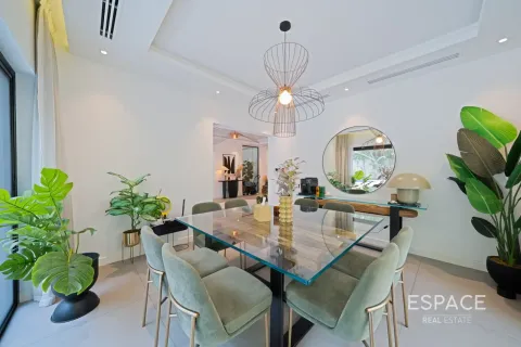 Villa in vendita a Meadows, Dubai, EAU 5 camere da letto, 390 mq. № 737893 - foto 6