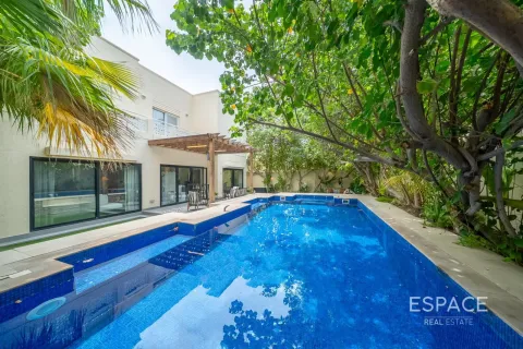 Villa in vendita a Meadows, Dubai, EAU 5 camere da letto, 390 mq. № 737893 - foto 18