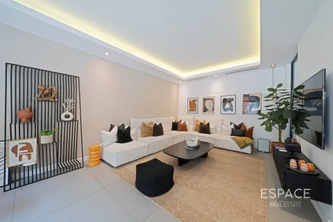 Villa in vendita a Meadows, Dubai, EAU 5 camere da letto, 390 mq. № 737893 - foto 2