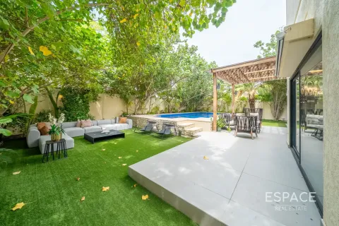 Villa in vendita a Meadows, Dubai, EAU 5 camere da letto, 390 mq. № 737893 - foto 17