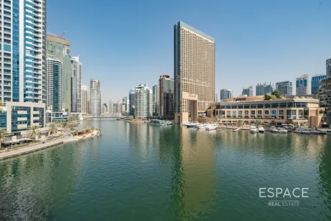 Apartamento en alquiler en Dubai Marina, Dubai, EAU 3 dormitorios, 181 m2 № 738434 - foto 2