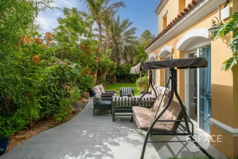 Villa til salg i Arabian Ranches, Dubai, UAE 3 soveværelser, 269 kvm № 737889 - foto 18