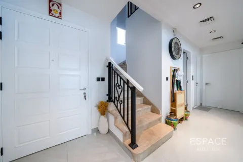 Villa til salg i Arabian Ranches, Dubai, UAE 3 soveværelser, 269 kvm № 737889 - foto 8