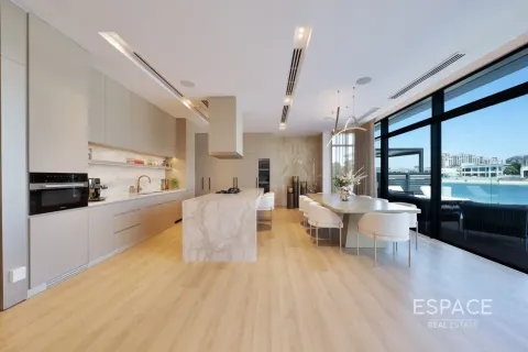 Villa à vendre à  Palm Jumeirah, Dubai, EAU 6 chambres, 650 m2 № 737892 - photo 7