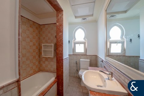 וילה למכירה ב Dubai Sports City, Dubai, איחוד האמירויות  4 חדרי שינה, 311 מ"ר, מספר 671218 - תמונה 13