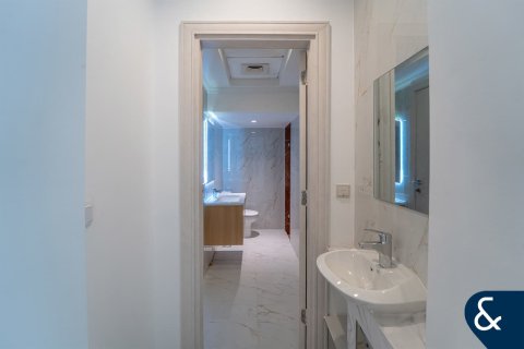 וילה למכירה ב Dubai Sports City, Dubai, איחוד האמירויות  4 חדרי שינה, 311 מ"ר, מספר 671218 - תמונה 4