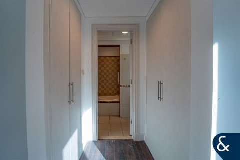 וילה למכירה ב Dubai Sports City, Dubai, איחוד האמירויות  4 חדרי שינה, 311 מ"ר, מספר 671218 - תמונה 9