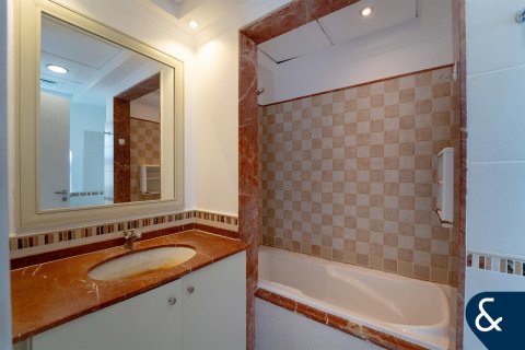 וילה למכירה ב Dubai Sports City, Dubai, איחוד האמירויות  4 חדרי שינה, 311 מ"ר, מספר 671218 - תמונה 10