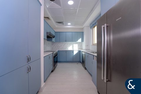 וילה למכירה ב Dubai Sports City, Dubai, איחוד האמירויות  4 חדרי שינה, 311 מ"ר, מספר 671218 - תמונה 3