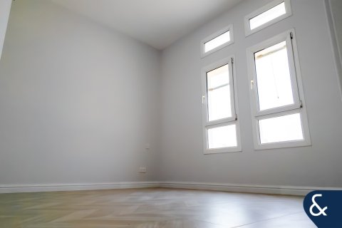 Вилла The Lakes, Дубай, БАӘ-да 3 жатын бөлмелер, 268 м² № 671215 - фото 19