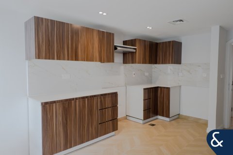 Вилла The Lakes, Дубай, БАӘ-да 3 жатын бөлмелер, 268 м² № 671215 - фото 3