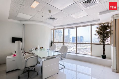 Üürile anda kontor asukohaga Dubai, AÜE: 143.6 m² Nr 634752 - pilt 14