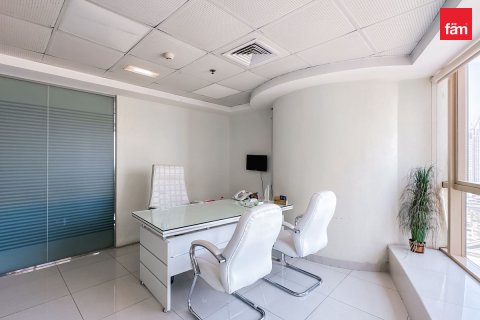 Üürile anda kontor asukohaga Dubai, AÜE: 143.6 m² Nr 634752 - pilt 16