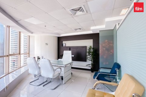 Üürile anda kontor asukohaga Dubai, AÜE: 143.6 m² Nr 634752 - pilt 5