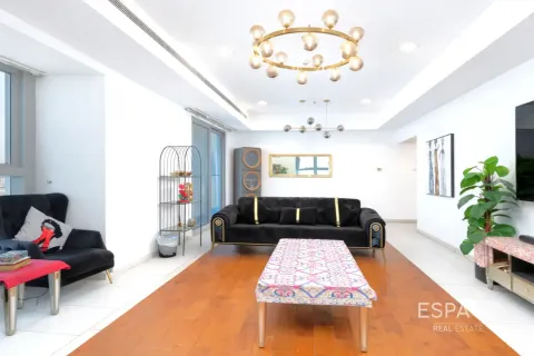 Huoneisto PRINCESS TOWER Dubai Marina, Arabiemiraatit 3 makuuhuonetta, 187 m2 № 738535 - kuva 3