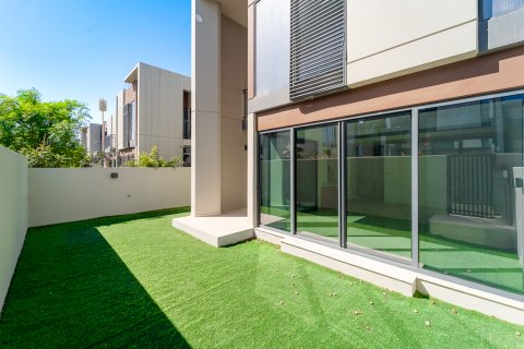 Māja Dubaijā, AAE 4 istabas, 243 m2 Nr. 701787 - attēls 8