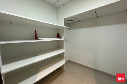 Apartmen di Al Kifaf, Dubai, UAE 2 bilik tidur, 177.8 meter persegi № 661484 - foto 9