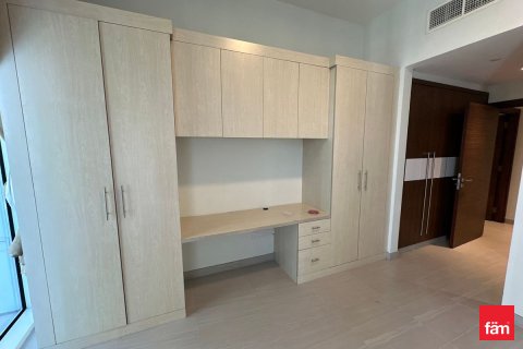 Apartmen di Al Kifaf, Dubai, UAE 2 bilik tidur, 177.8 meter persegi № 661484 - foto 8
