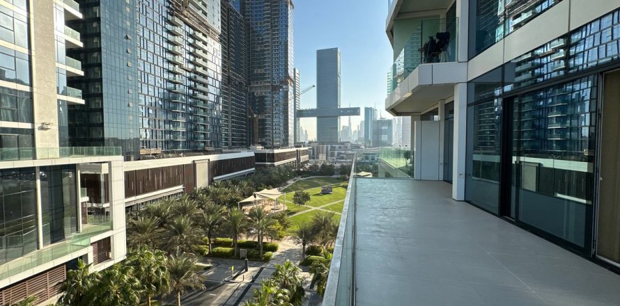 Apartmen di Al Kifaf, Dubai, UAE 2 bilik tidur, 177.8 meter persegi № 661484