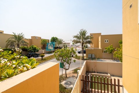 Villa till försäljning i Al Raha Gardens, Abu Dhabi, UAE 4 sovrum, 399.6 kvm Nr. 678792 - fotografi 23