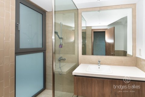 Vila v Tilal Al Ghaf, Dubai, SAE 4 spálne, 140 m2 č. 678786 - Fotografia 16