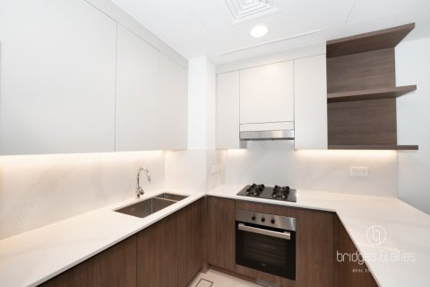 Vila v Tilal Al Ghaf, Dubai, SAE 4 spálne, 140 m2 č. 678786 - Fotografia 5