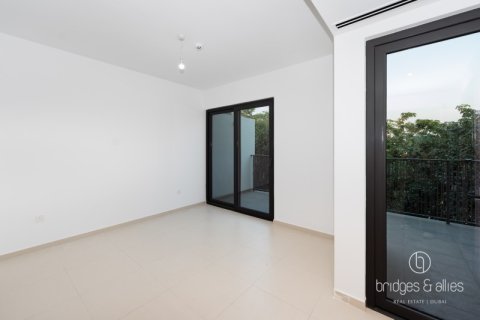 Vila v Tilal Al Ghaf, Dubai, SAE 4 spálne, 140 m2 č. 678786 - Fotografia 8