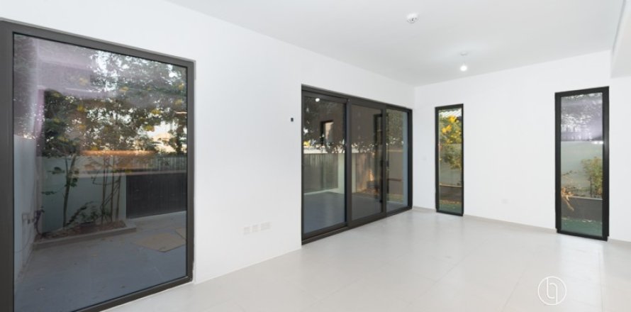 Vila v Tilal Al Ghaf, Dubai, SAE 4 spálne, 140 m2 č. 678786