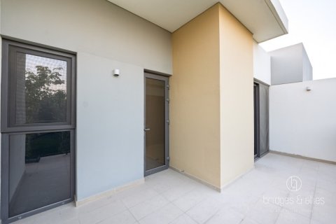 Vila v Tilal Al Ghaf, Dubai, SAE 4 spálne, 140 m2 č. 678786 - Fotografia 13