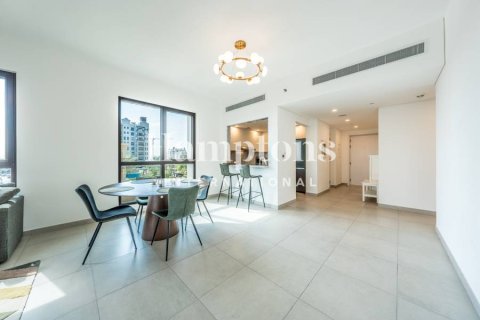Apartment til leje i Umm Suqeim, Dubai, UAE 2 soveværelser, 134.24018985 kvm № 705438 - foto 21