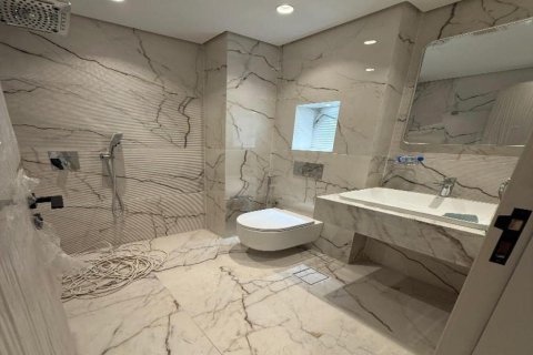 Apartmen di Emirates City, Ajman, UAE 2 bilik tidur, 115 meter persegi № 681641 - foto 24