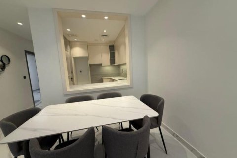 Apartmen di Emirates City, Ajman, UAE 2 bilik tidur, 115 meter persegi № 681641 - foto 17