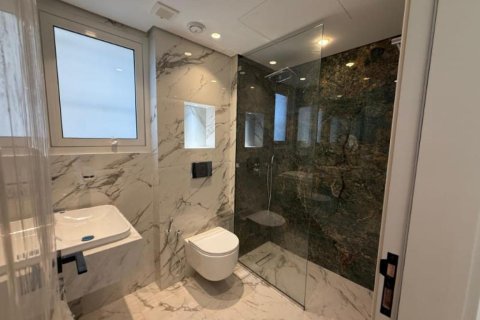 Apartmen di Emirates City, Ajman, UAE 2 bilik tidur, 115 meter persegi № 681641 - foto 25