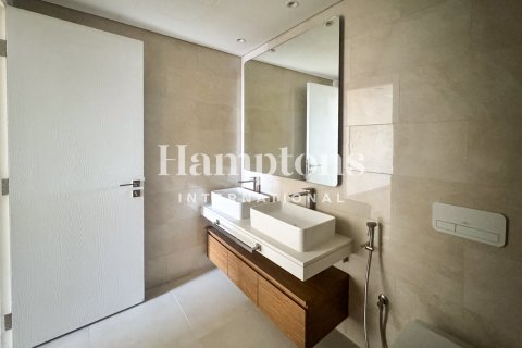 Apartment til leje i Umm Suqeim, Dubai, UAE 2 soveværelser, 103.10003328 kvm № 766419 - foto 14