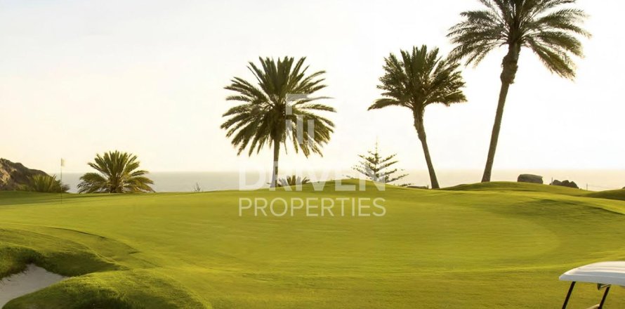 Vilë në Dubai South (Dubai World Central), Dubai, Emiratet e Bashkuara Arabe 4 dhoma gjumi, 324.05 m2. № 742418