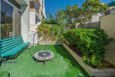 Vila v Jumeirah Village Circle, Dubai, SAE 4 spálne, 163 m2 č. 685773 - Fotografia 3