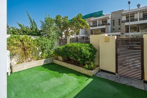 Vila v Jumeirah Village Circle, Dubai, SAE 4 spálne, 163 m2 č. 685773 - Fotografia 4