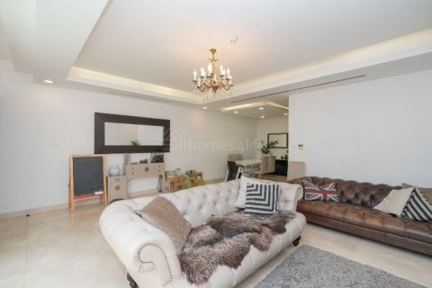 Vila v Jumeirah Village Circle, Dubai, SAE 4 spálne, 163 m2 č. 685773 - Fotografia 8