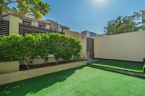 Vila v Jumeirah Village Circle, Dubai, SAE 4 spálne, 163 m2 č. 685773 - Fotografia 2