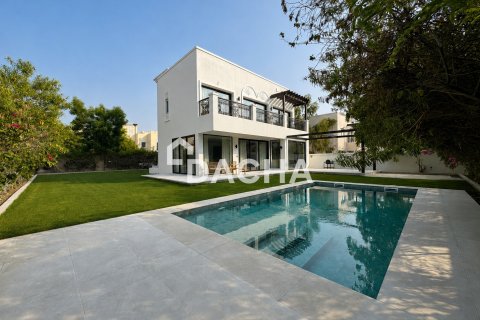 Villa à Jumeirah Village Triangle, Dubai, EAU: 5 chambres, 316 m2 № 763137