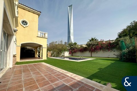 Villa en venta en Jumeirah Park, Dubai, EAU 5 dormitorios, 436 m2 № 667753 - foto 10