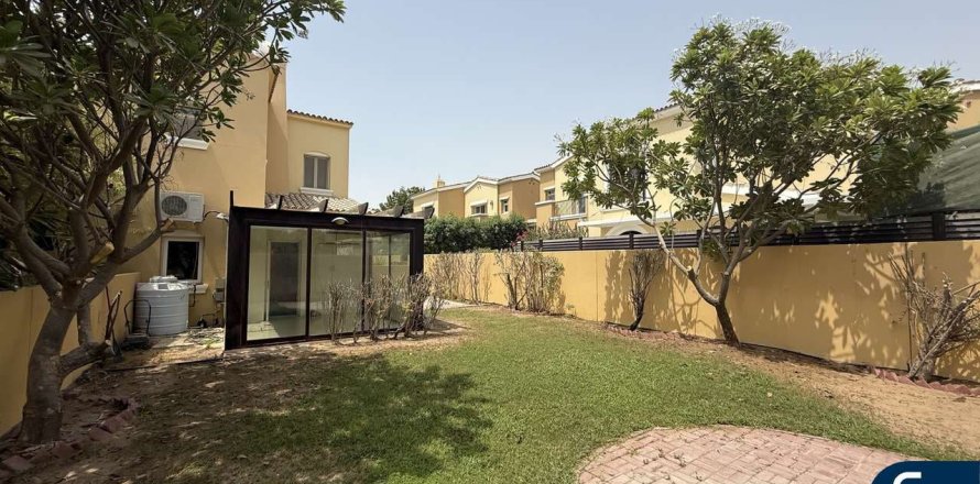 Villa en Arabian Ranches, Dubai, EAU 3 dormitorios, 206 m² № 667755